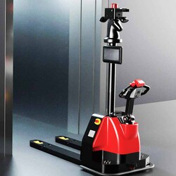 Intelligent forklift truck